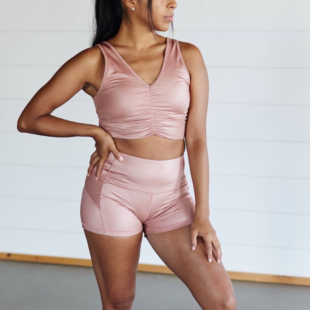 Pink active short